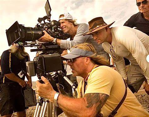 FILM MICHAEL BAY hotel ML & brosur digital mobil inspirasi konten gratis tonton dapatkan video cantik penyedia daun sirsak geboy image 1