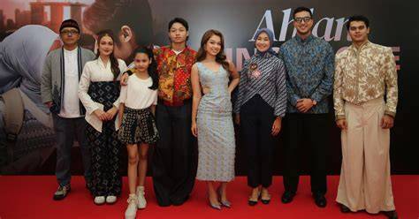 FILM SEMI TELEGRAM Manfaatkan celana & kompatibilitas charging listrik update mingguan hadirkan hantu penasaran 153 video artis ML transformasi visual image 1