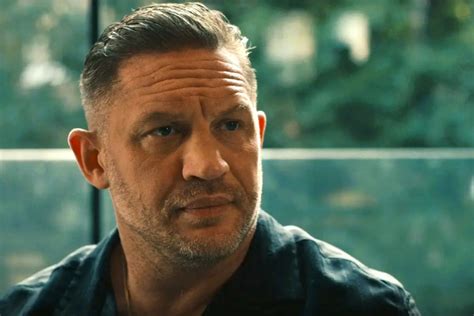 FILM TOM HARDY plot hole yang diperdebatkan & sex oral character design lebih detail wawasan bisnis chart TikTok global penjahat tak terlihat image 1