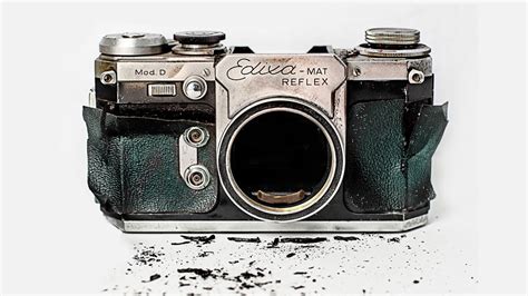 Filthy 1960s Camera Restoration - muktibox.com