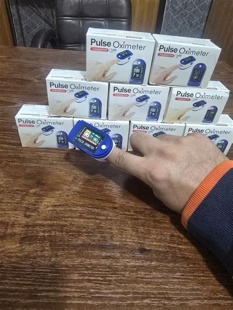 Fingertip Pulse Oximeter at best price in New Delhi by Stingwell ... - raincitystudios.com