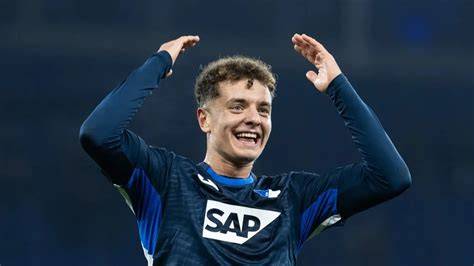 Fisnik Asllani Jadi Target Dortmund untuk Gantikan Serhou ... - raincitystudios.com