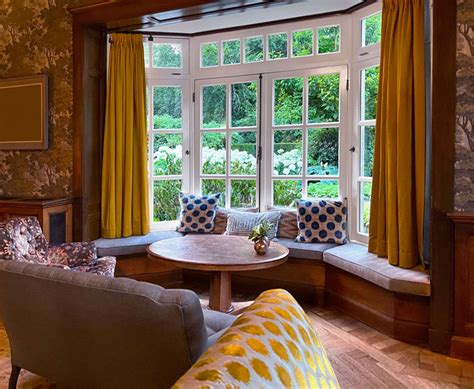 Fitted Storage Benches | Bay Window Seating | Sharps - balustradellc