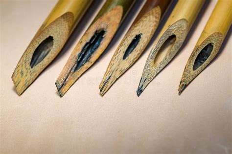 Five pieces of different handmade Arabic calligraphy pens. Five ... - muktibox.com