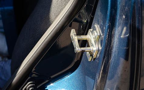 FIX CAR DOOR LATCH - balustradellc