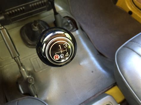 FJ40 and FJ60 5 Speed and 4 Speed Shift Knobs