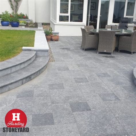 Flamed Finish Paving - Granite Tiles UK - balustradellc