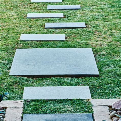 Flamed Granite Flagstone Pavers | Contemporary … - balustradellc