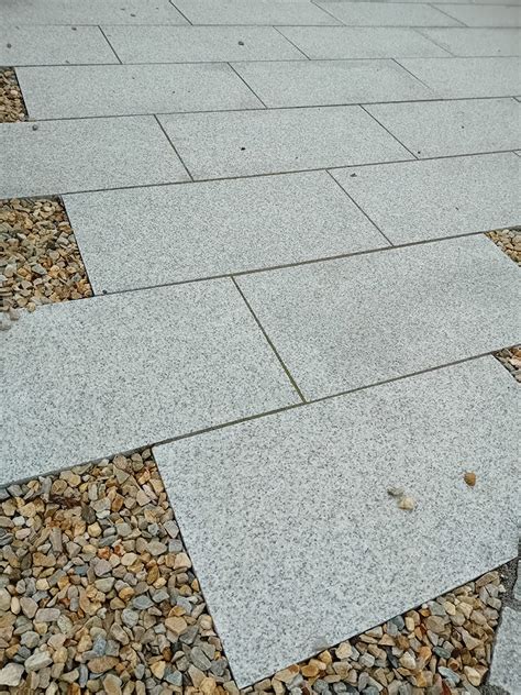 Flamed Granite Paving Slabs | Infinite Paving | UK - balustradellc