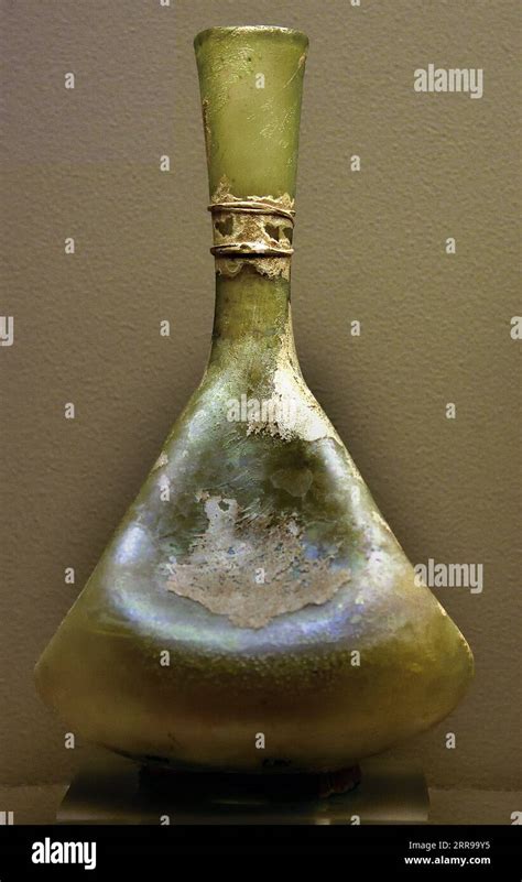 Flask, aryballos | London Museum - wintechmobiles.com