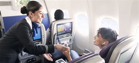 Flight Attendant Information | United Airlines - balustradellc
