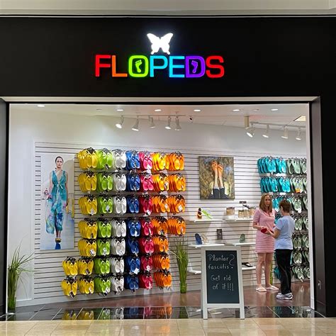 FLOPEDS - Facebook