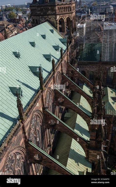 flying buttresses of notre dame de strasbourg, arches - PICRYL - wintechmobiles.com