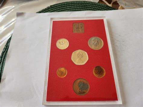 Folders and coin sets - Omniva - balustradellc