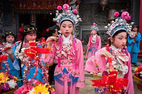 Folk Religionists - Pew Research Center - balustradellc