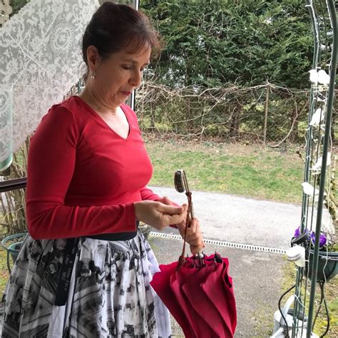 Follow Lisa - Learn Piano - balustradellc