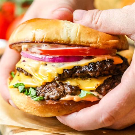 Foolproof Copycat Smash Burgers Recipe - An Edible Mosaic™ - balustradellc