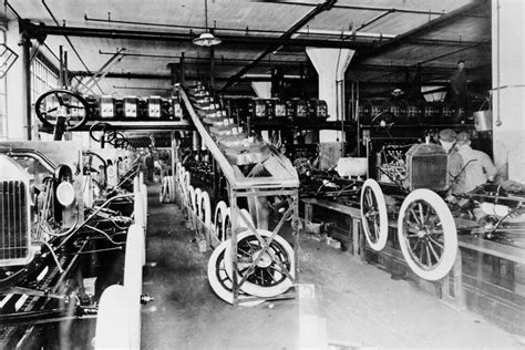 Ford Implements the Moving Assembly Line - Library of Congress - wintechmobiles.com