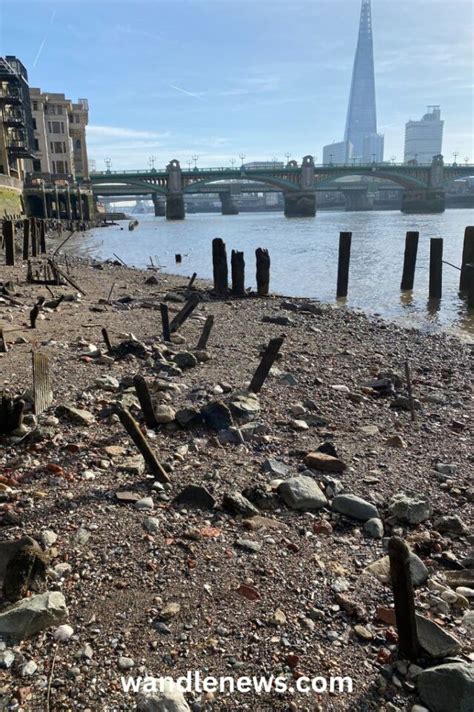 Foreshore finds from mudlarking on the Thames - wintechmobiles.com