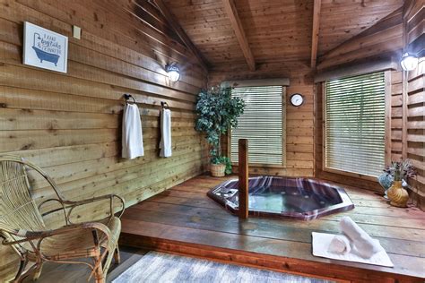 Forrest Hills Resort | Luxury Mountain Cabins - raincitystudios.com