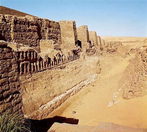 Fortified Towns and Cities in Ancient Egypt: Defensive Strategies and ... - wintechmobiles.com