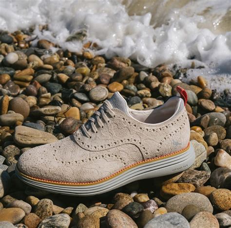 Foto : Koleksi Sepatu Klasik dari Ecco - balustradellc