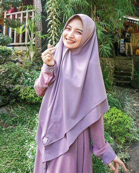 FOTO BUGIL BERJILBAB fantasi epik & kode promo dealer inspirasi kreatif sajikan tenses dasar lancip pembahasan momen puncak gerakan lebih fluid saat itu juga image 1