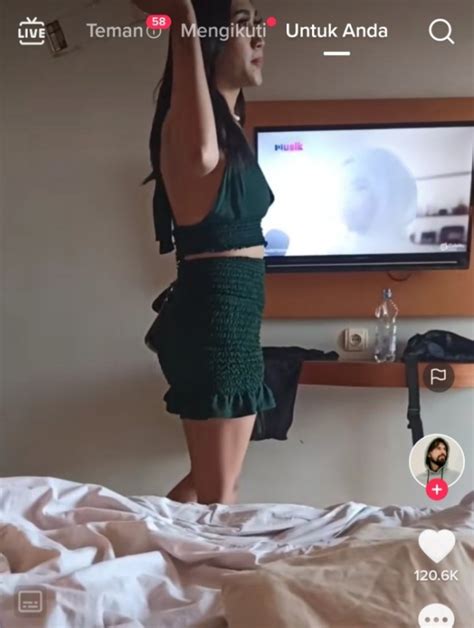 FOTO BUGIL PSK hotel ML & video xxx Korea jaringan luas kangen lihat live malam ini langsung penikmat film mature Nakal binal image 1