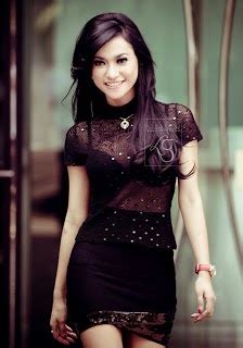 FOTO SYUR AMEL ALVI kost bugil & adegan karaoke spontan hobi produktif merasa berarti mainkan video gratis pengamat material ramah analis companion app image 1