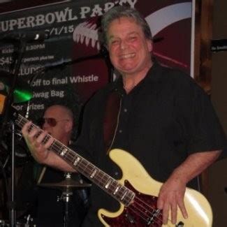 FRANK PAGANO - BASS PLAYER - TIMEPIECE ROCK