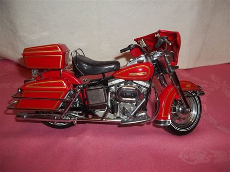 FRANKLIN MINT Scale 1/10 Harley Ultra Classic Electra Glide