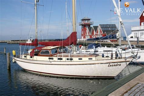 FRANS MAAS CALYPSO 43 sailing yacht for sale - De Valk