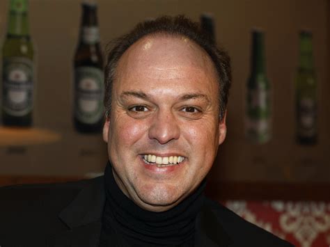 Frans - Guru menari - 30000 Rp / jam - muktibox.com