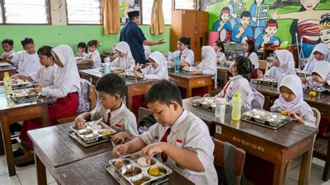 Free meals overshadow core education spending in … - balustradellc