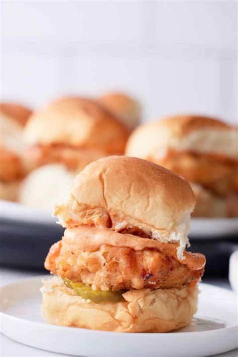 Fried Chicken Sliders - Fantabulosity - balustradellc