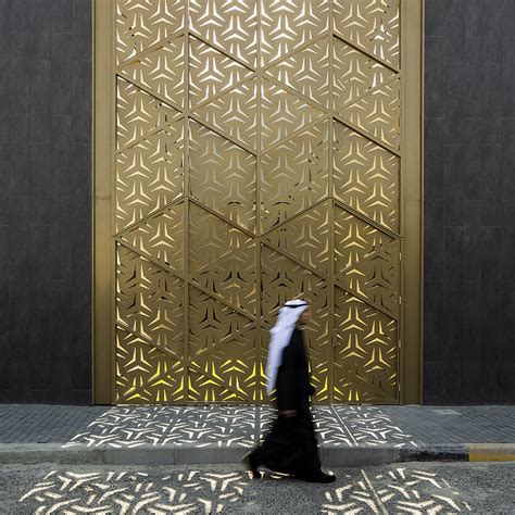 From Design to Data: 12 Examples of Parametric Façades - balustradellc