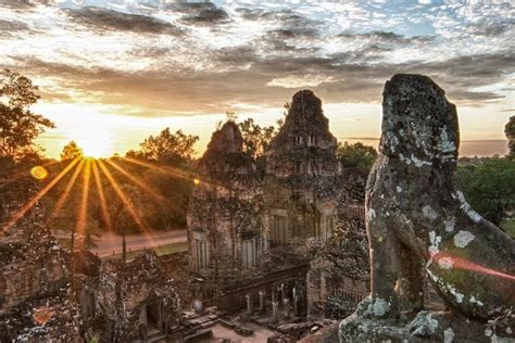 Full-Day Angkor Wat Sunrise Private Tour with Guide from Siem Reap ... - wintechmobiles.com