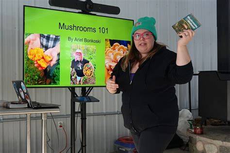 Fungi expert leads Gitigaan foraging class - Cloquet Pine Journal ... - raincitystudios.com