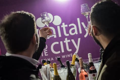 FUORI-FIERA - Vinitaly a Verona