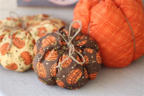 Fabric Pumpkins Tutorial PeekaBoo Pages Patterns, Fabric & More!