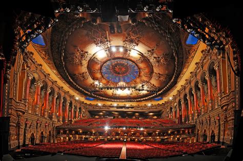 Fabulous fox theatre. Things To Know About Fabulous fox theatre. 
