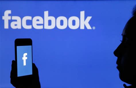 Facebook Testing AI Model to Curb Conflict in Groups