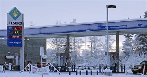 The average gas price in Fairbanks, AK is $4.62. What are the three types of gas at the pump? Gas stations usually offer three gas octane grades: regular (usually 87 octane), mid-grade (usually 89 octane), and premium (usually 91 or 93 octane). . 