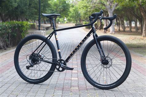 Fairdale bikes. The Goodship is Fairdale’s top-of-the-line steel road bike with race-inspired geometry, and great ride quality. It uses Shimano Ultegra 6800 and custom steel tubing made to their … 