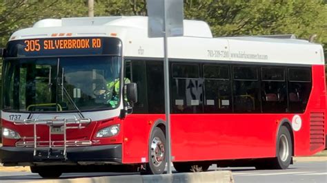 All Fairfax Connector buses are wheelchair accessible. Penderbrook – Government Center Vienna Metro Station • Penderbrook • Fairfax County Government Center • Fairfax Corner • 621 Weekday Midday and Evening Only 622 • 623Weekday Rush Hour Service Only 621•622•623 Use exact fare; drivers do not carry change. . Fairfaxconnector