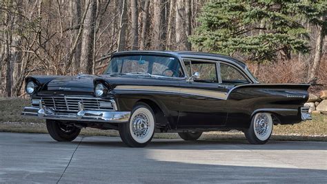 Fairlane. 1955-1956 Ford Fairlane. The Fairlane replaced the Crestline as the premium full-sized Ford … 