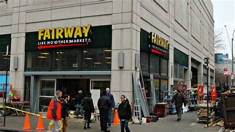 Fairway nyc kips bay. generally speaking, it's reasonably safe. That being said, while the entire kips bay/gramercy area is quite safe during day time, some parts of the area do give out a different vibe late at night. For example 1st ave b/w 29th and 30th, Bellevue South Park, certain parts of 2nd ave, etc. I would avoid going near these areas after dark. 