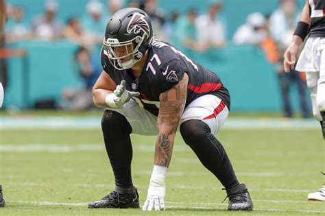 Falcons’ Jalen Mayfield getting more comfortable at left guard - ajc