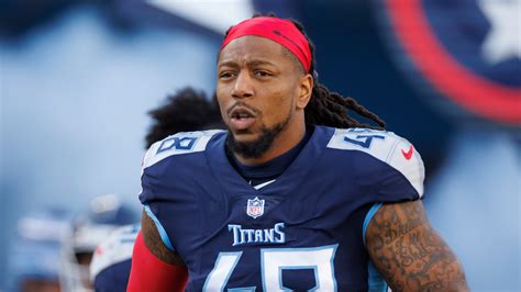 Falcons add another pass rusher, sign OLB Bud Dupree