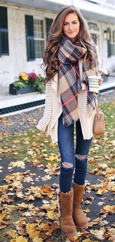 Fall women. 4. 59. Nordstrom is the top destination to shop boots for women. Whether you're looking for winter-friendly styles, such as women's snow boots and rain boots, or pairs you can wear year-round, like Chelsea boots, knee-high boots and over-the-knee boots, we've got what you need. 